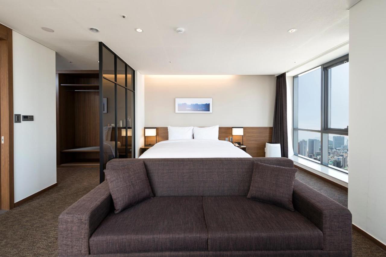 Ramada Encore By Wyndham Busan Haeundae Exterior foto